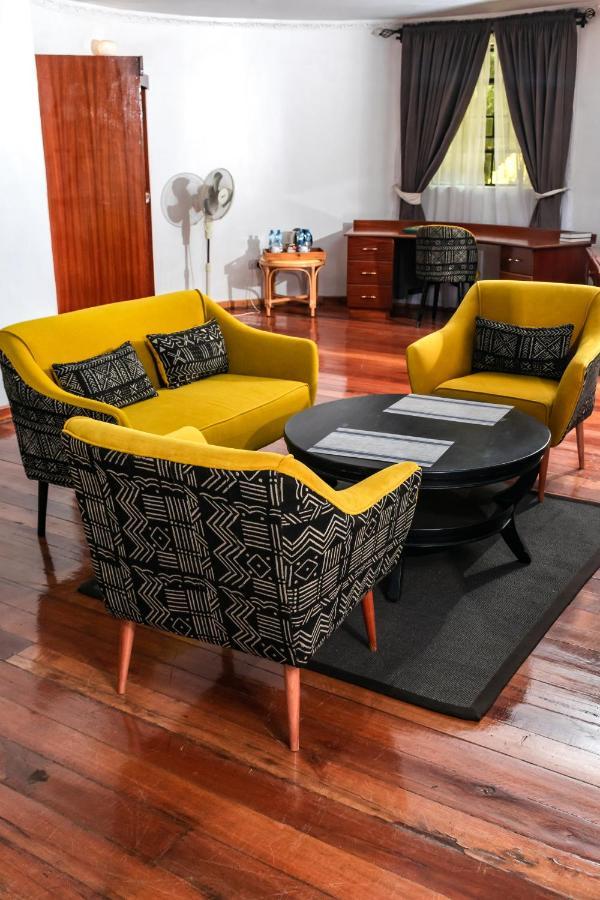 Poa Place Resort & Hotel - Where Nature Meets Comfort Eldoret Extérieur photo