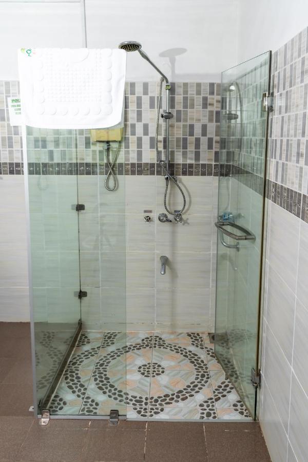 Poa Place Resort & Hotel - Where Nature Meets Comfort Eldoret Extérieur photo
