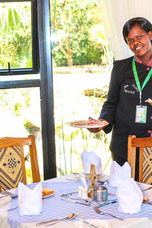 Poa Place Resort & Hotel - Where Nature Meets Comfort Eldoret Extérieur photo
