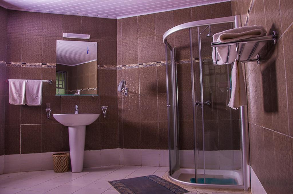 Poa Place Resort & Hotel - Where Nature Meets Comfort Eldoret Extérieur photo