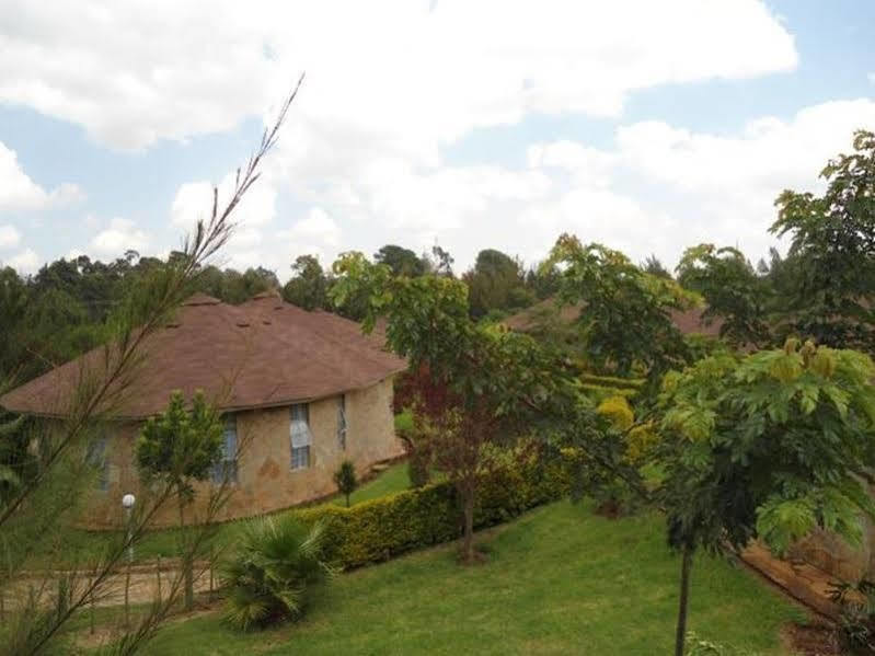 Poa Place Resort & Hotel - Where Nature Meets Comfort Eldoret Extérieur photo