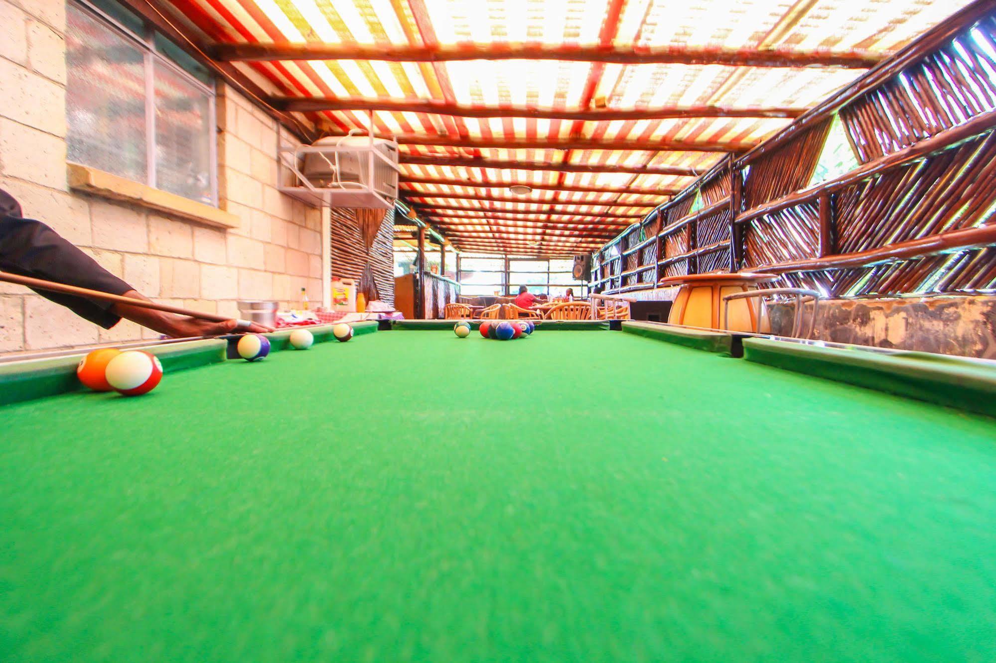 Poa Place Resort & Hotel - Where Nature Meets Comfort Eldoret Extérieur photo